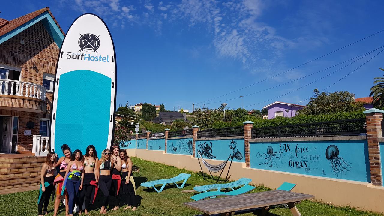 Surf Hostel *